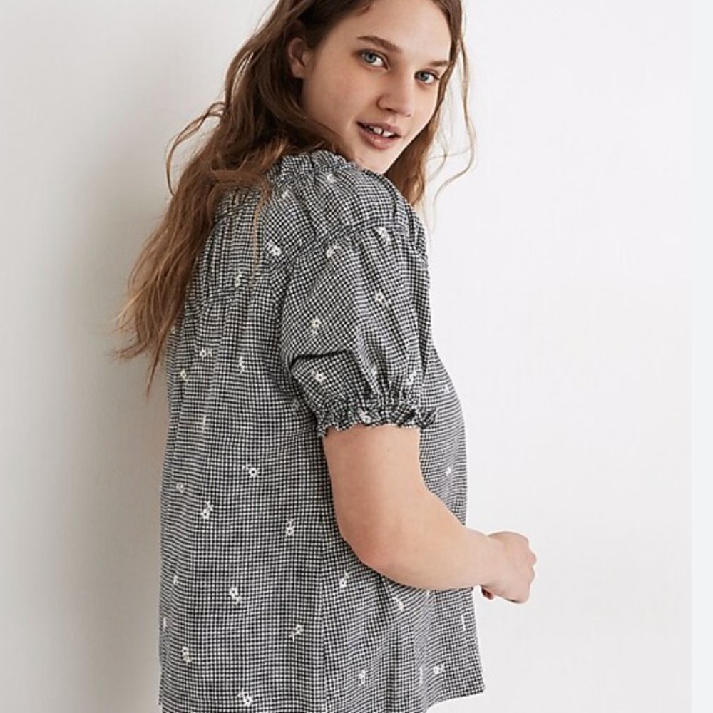 Embroidered Gingham Shirred Puff-Sleeve Top